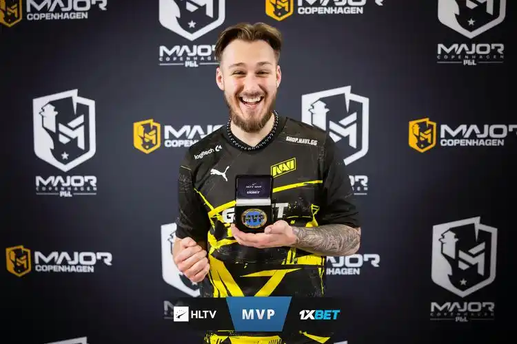 路边队首冠即Major！Navi法尔孔王朝启幕，下一个冠军还会远吗？
