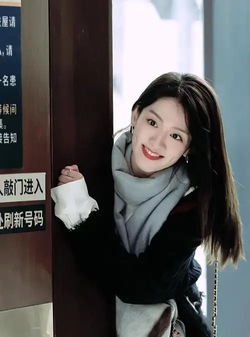 《问心2》陈昊宇电竞角色意外下线，粉丝怒喷编剧：我的本命英雄呢？